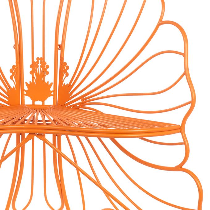 Tuinstoel Bloemvorm Oranje – Metalen Outdoor Lounge Stoel – Weerbestendige Design Tuinstoel – Unieke Flower Chair voor Tuin, Terras en Balkon